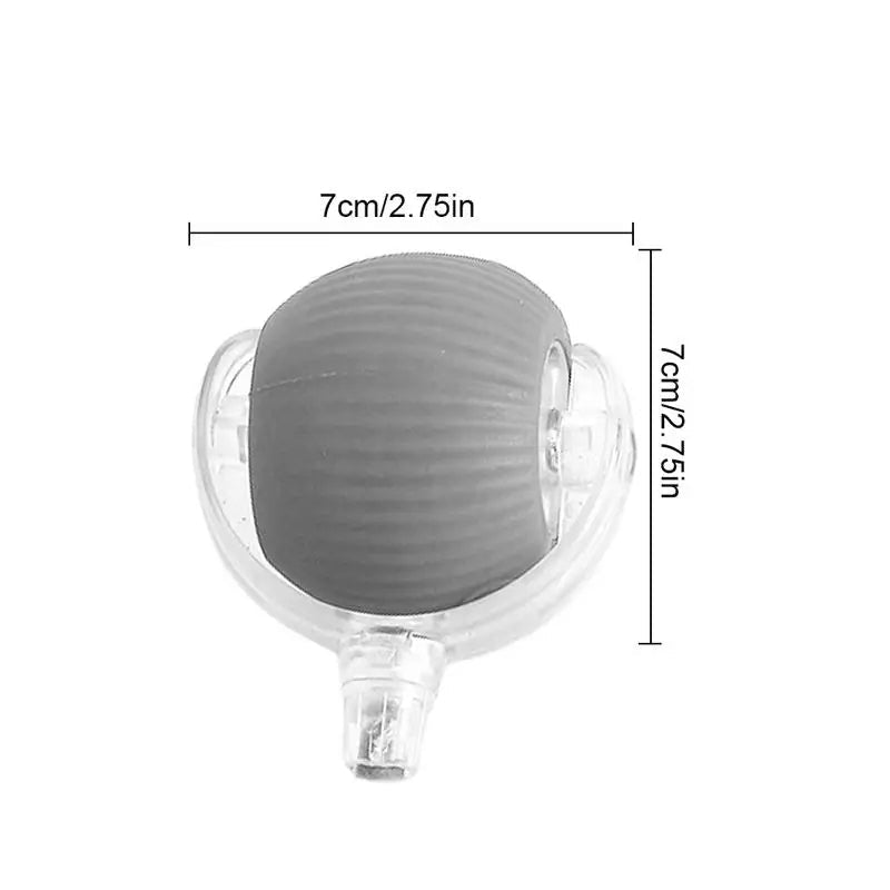 Grauer gerippter Ball im transparenten Rahmen mit Bemaßung von 7 mal 7 Zentimetern auf weißem Hintergrund.
