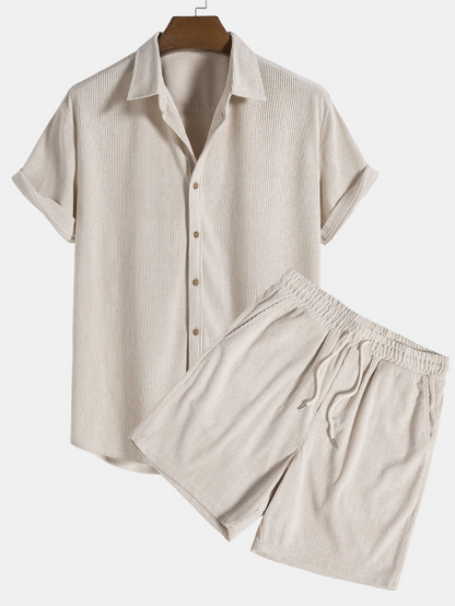 Stylisches Herren Sommer-Set mit Hemd und Cord-Shorts - SommerKern
