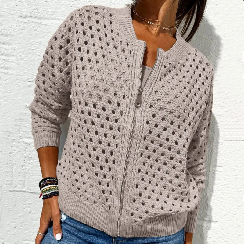 Strickjacke mit Reißverschluss & luftiger Struktur – Fenja Herbstzauber