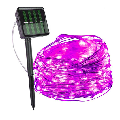 Solarbetriebene rosa LED-Lichterkette für Außenbereich, energiesparend, wetterfest.