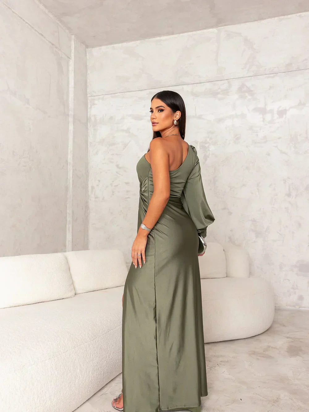 Ein-Schulter Abendkleid für einen Raffinierten Herbstlook - Ravina